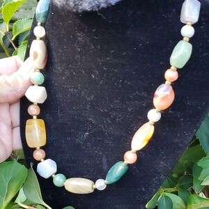 Vintage multi color agate necklace‎